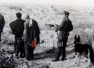 Tre shqiptarë të Kosovës me automatik pas krahëve